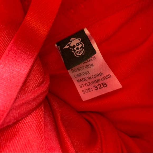 ❌SOLD❌ ❤️ Y2K Morbid Threads Red and Black bustier 😍 - Picture 2 of 7